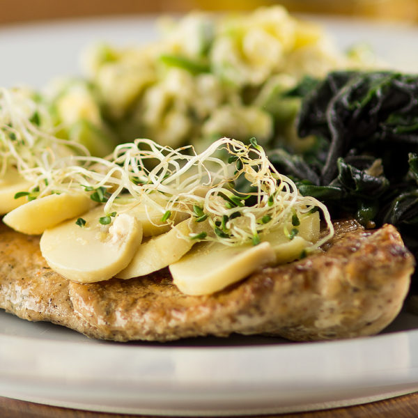 Filé de frango ao champignon