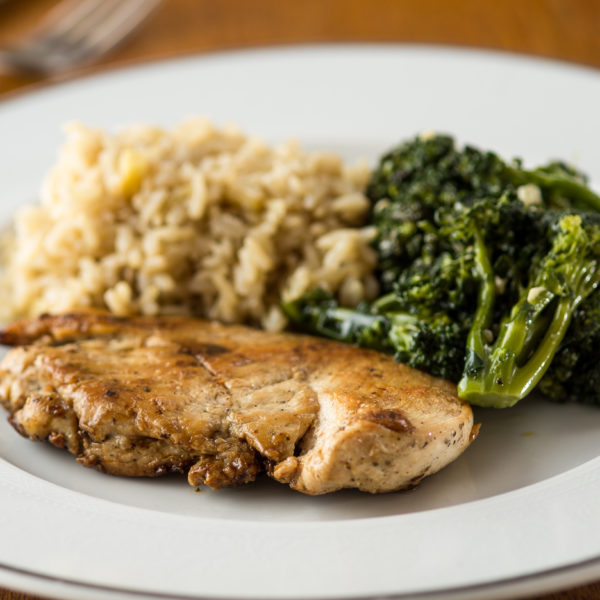 Filé de frango marinado